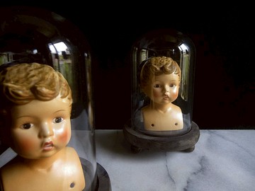 【老時光 OLD-TIME】早期歐洲手繪喜姆娃娃擺飾(含木底座+玻璃罩)