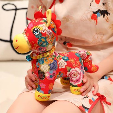 2026馬年吉祥物玩偶掛件毛絨玩具魯曉花布馬公仔公司年會活動禮品