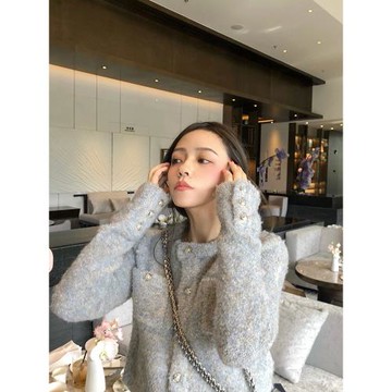 小香風軟糯加厚毛衣女外套2024新款秋冬時髦高級感浣熊絨針織開衫