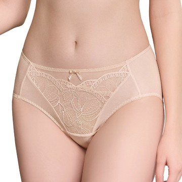 SWEAR 思薇爾 柔塑曲線系列 M-3XL 蕾絲 中腰 三角 女內褲 (恬靜膚)
