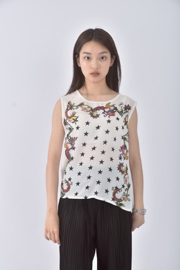 (M) 薄紗白色上衣