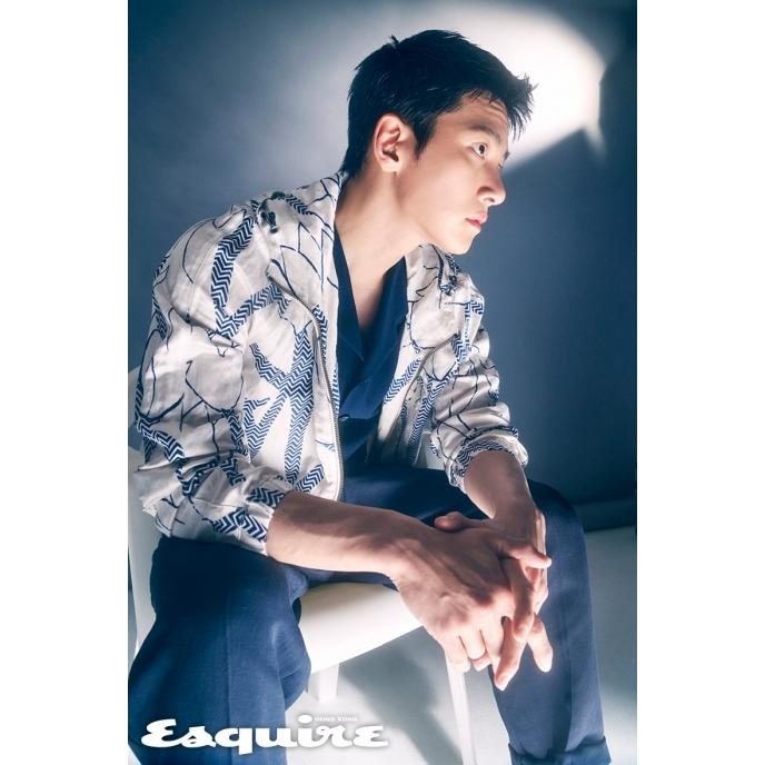 香港 雑誌 Esquire Hong Kong 2022年 04月号 (エスクァイア 香港版 チ・チャンウク表紙)