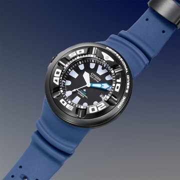 CITIZEN 星辰 PROMASTER 限量 光動能300米潛水手錶-藍x黑/48.2mm BJ8055-04E