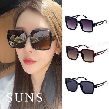 【SUNS】韓版方框墨鏡 簍空造型 素嚴神器 大框顯小臉 抗UV(2502)