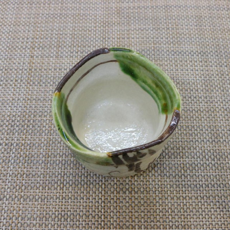 湯呑（湯飲み茶碗） 瀬戸焼 仙茶 織部鉄絵汲出し 中島塩草 塩草窯 織部