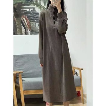 茶歇法式灰色針織長袖毛衣連衣裙子女裝2025新款海邊度假氣質長裙