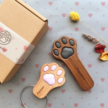 (客製刻字-最佳情人節禮物)毛小孩肉球-實木鑰匙圈/吊飾