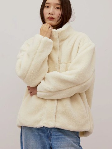 泰迪熊毛毛蓬鬆保暖高領外套(0H000851000) - AMERICAN HOLIC