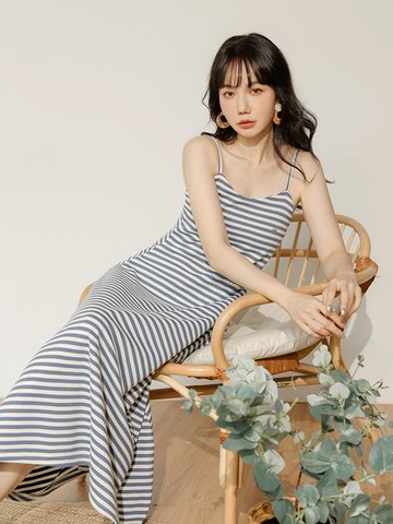 V領條紋棉質細肩傘襬洋裝