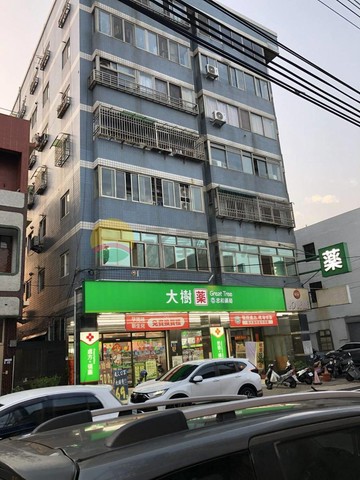 龍井大房間大客廳漂亮三房+車位｜台中市龍井區中央路二段