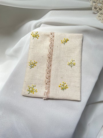 【芳小姐手作】刺繡小物 隨身面紙小包 謝師禮物 禮物
