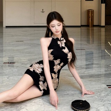 【遇見衣櫥】辣妹立領修身顯瘦旗袍連身裙短款洋裝女