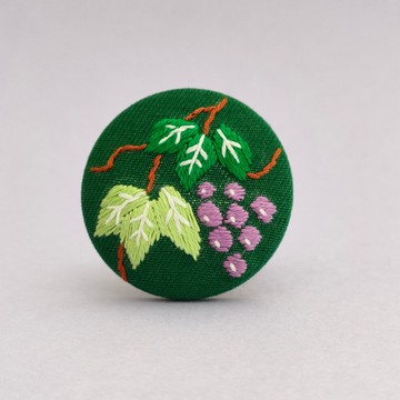 葡萄刺繡胸針