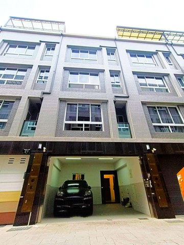 仁武3年屋電梯雙車庫別墅  #高雄頂尖房仲 #王詅｜高雄市仁武區善德街