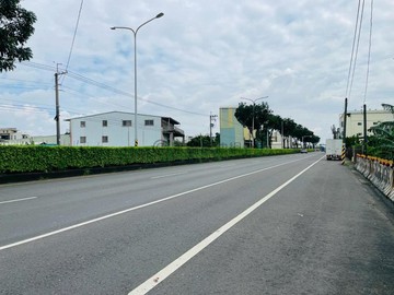 大寮昭明都內農地｜正鳳林公路寬約30米｜有水電｜高雄市大寮區赤崁段