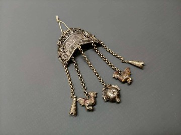 老銀吉祥鈴鐺– 古董老銀多鍊胸飾 / 祈福護符/ 多寶鏈 - 純古董