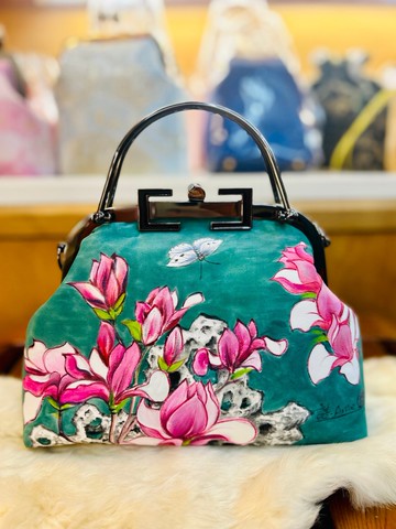 心儀辛夷花藝術家手繪精品包