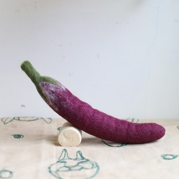 羊毛出在羊山上 羊毛氈  蔬果擺件 茄子 寵物玩具