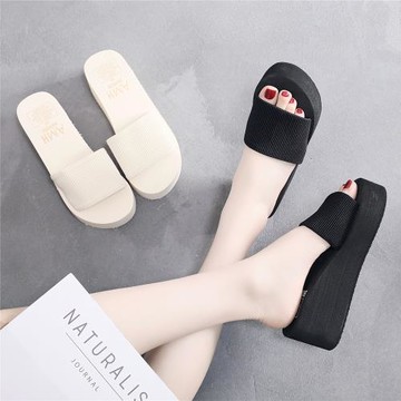 厚底拖鞋女夏外穿時尚涼拖坡跟百搭松糕一字拖防滑大碼高跟沙灘鞋