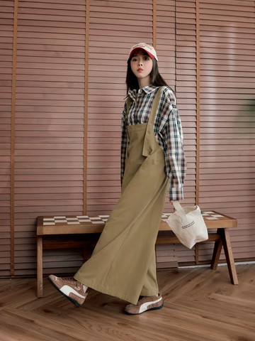 純棉休閒簡約素面寬鬆吊帶褲