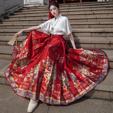 【桃喜Rich女裝】織金馬面裙 實拍新中式女裝 國風斜襟提花刺繡女上衣 一片式妝花織金刺繡紅色馬面裙 漢服套裝
