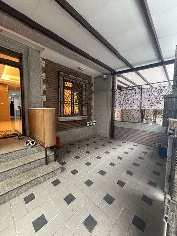 卓悅聯盟質感巴洛克風百坪電梯別墅｜新北市五股區水碓五路