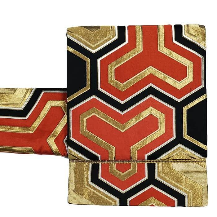 袋帯 OFF リサイクル袋帯 六通帯 正絹 黒 赤 金 ／ 毘沙門亀甲 中古  