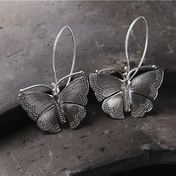 復古法式雕刻蝴蝶耳環2021年新款長款流蘇鑲鉆珍珠歐美個性耳墜