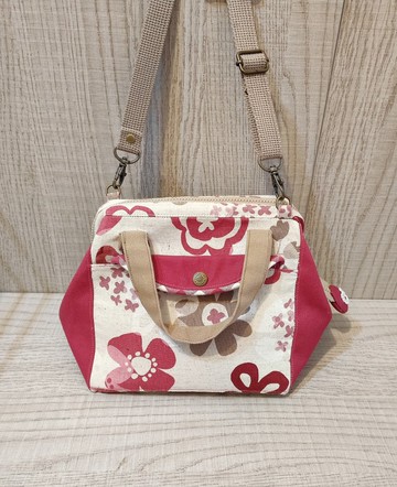 ㄇ型支架斜背/手提兩用包-繽紛花卉