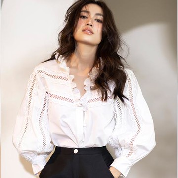 Elpis越南小眾品牌美炸天名媛氣質蕾絲白色上衣蕾絲衫花邊襯衫