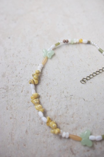 琉璃蝴蝶 | 串珠頸鍊  台灣早期手穿貝殼珠