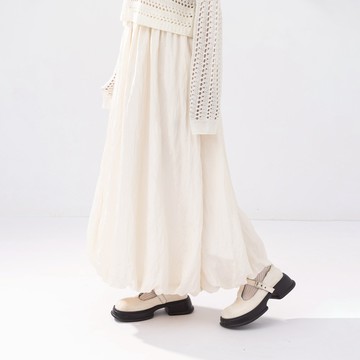 QUEENSHOP_F 光澤設計氣球花苞長裙 兩色售 現+預 【03021663】