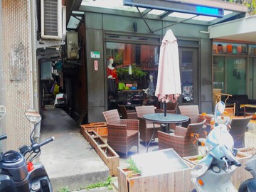 中山行政大樓金店面近行天宮捷運站｜台北市中山區民權東路二段