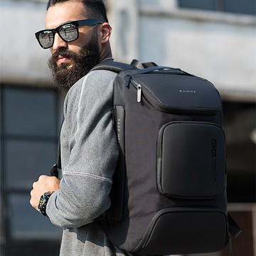 【leaper】立體多口袋USB充電商務旅行電腦後背包