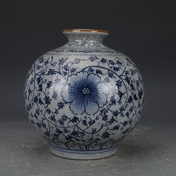 仿古瓷器開片纏枝牡丹石榴花瓶