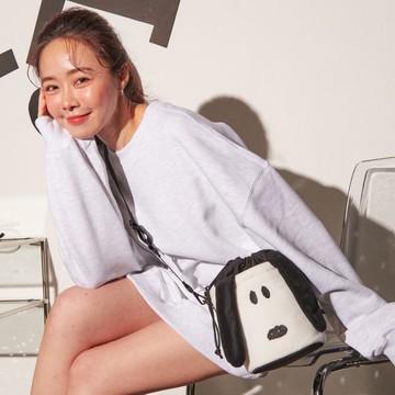 【SNOOPY】史努比75週年-造型水桶包-黑 SP00F05BK