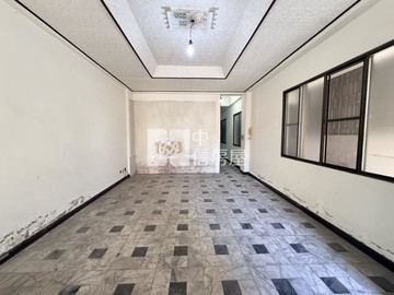 運河畔大地坪三面採光車墅｜台南市中西區永華一街