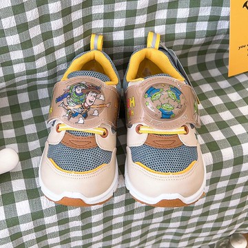 天藍小舖-玩具總動員兒童電燈運動鞋-單1款-$790【A27270467】