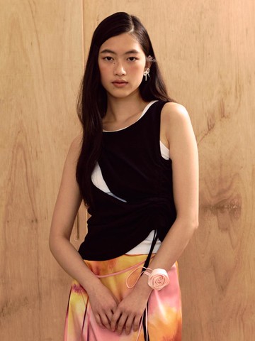 lotsyou Giselle Sleeveless Top [Black]