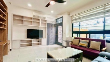 信實逸瑄降價立新國中小輕屋齡臨路合法電梯別墅｜台中市大里區甲堤六街