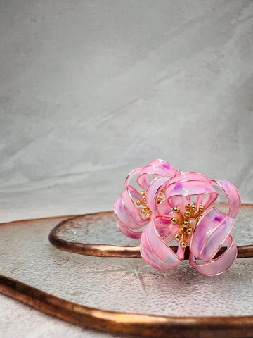 =獨角獸系列= 雲繞花燈 貼耳手工耳環 水晶花樹脂耳環