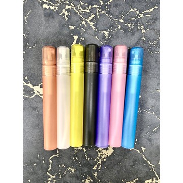10ml隨身微型噴霧瓶 桔色、透明、黃色、透黑、淡紫、淡粉、藍色 七種顏色供挑選 可裝自調香水 芳香等液體隨身攜帶方便型