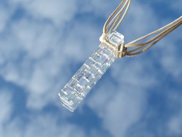 【獨一無二】極光玻璃（極光【冷色】）項鍊【可換成香氣吊墜】【定做】