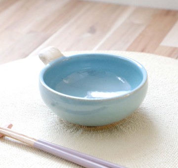 淺藍漸層小缽 綴以白點 1