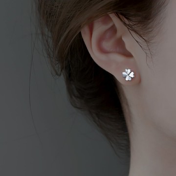 925純銀四葉草耳釘女2021年新款圓臉顯瘦耳環愛心耳飾品2022夏季