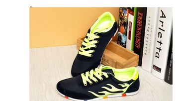 2015새로운 時尚男士圖騰復古透氣休閒帆布鞋十天預購+現貨