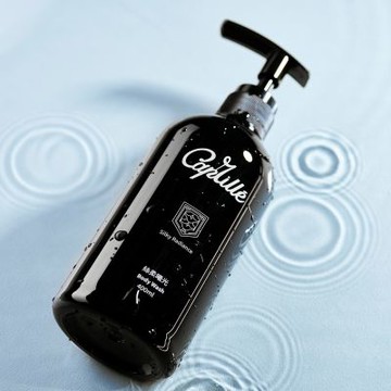 Caprillé 卡布里絲柔曦光 精油植萃保濕沐浴精400ML｜溫和植萃洗淨 x 敏感肌適用