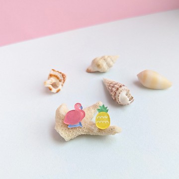 Flamingo x 菠蘿手繪塑料耳针耳夾