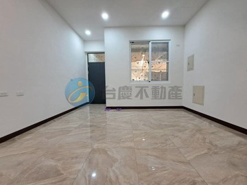 ❤️文山特區旁【鳳山熱帶園藝試驗所精美透天】｜高雄市鳳山區文中街