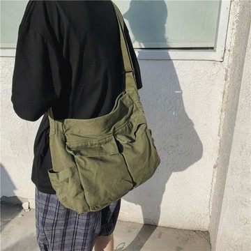 工裝風單肩斜挎包男女ins帆布包學生上課包街頭大容量文藝休閑包